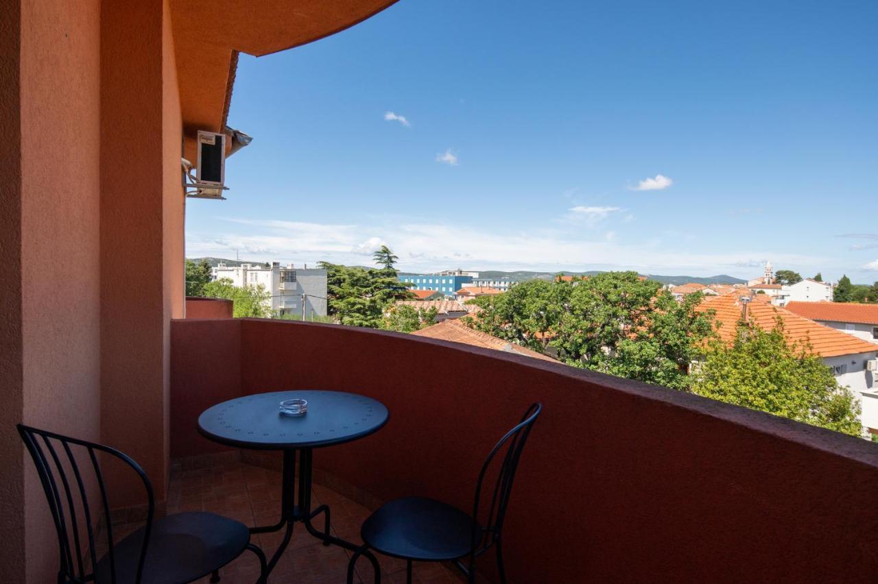 Villa Maimare Biograd Na Moru Bagian luar foto
