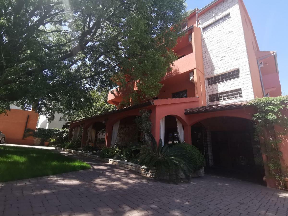 Villa Maimare Biograd Na Moru Bagian luar foto