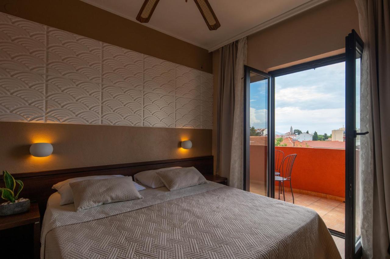 Villa Maimare Biograd Na Moru Bagian luar foto